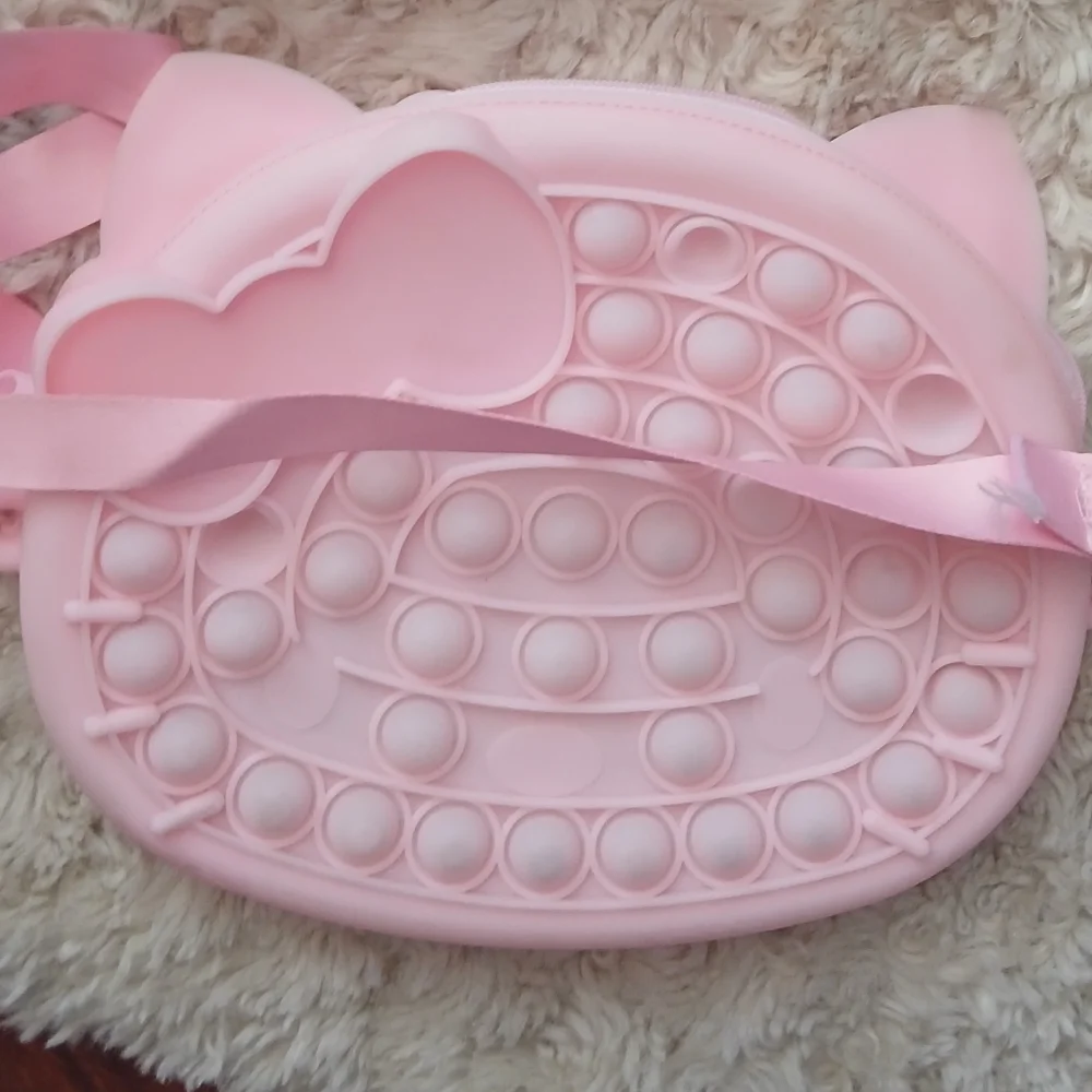 💎 Hello Kitty Themed BUNDLE Bubble Pop Crossbody with Bow & Wallet